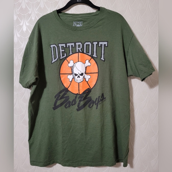Detroit Pistons Bad Boys Shirt Men’s size Large Green Skull Logo Basketball - Picture 1 of 5